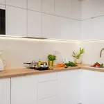Apartmán Prestige With A Living Room, Air Conditiong, Balcony & The View On Palace