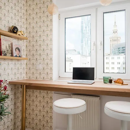 Prestige With A Living Room, Air Conditiong, Balcony & The View On Palace Warszawa